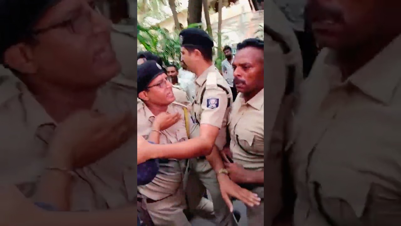 Journalists - Police Clash in Surat