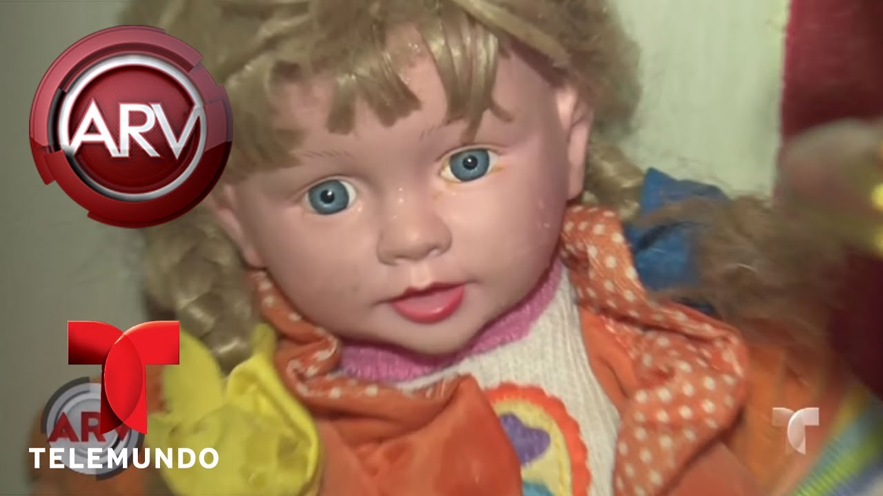 Mu&ntilde;eca diab&oacute;lica en Per&uacute; causa terror | Al Rojo Vivo | Telemundo