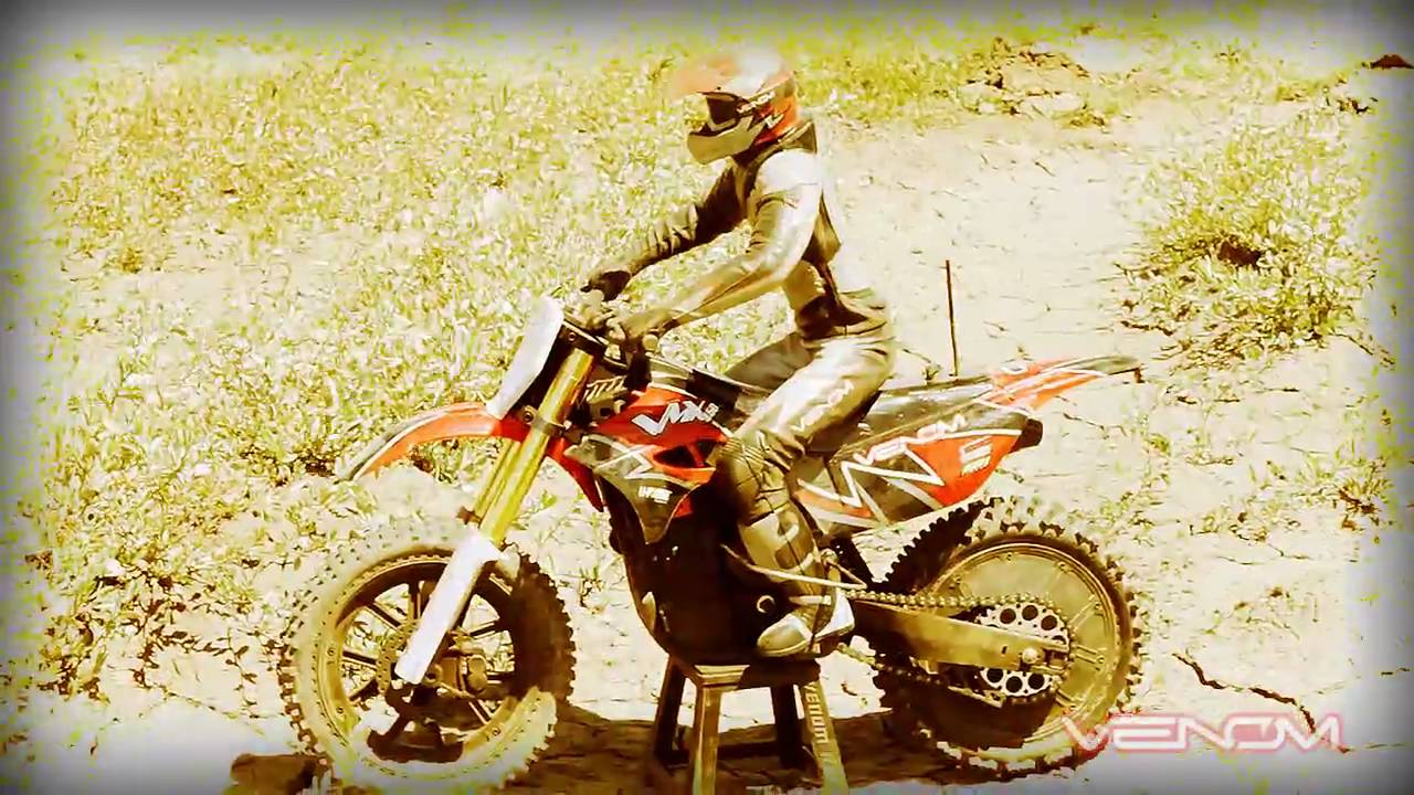 Venom VMX 450 1/4th Scale Radio Controlled Dirt Bike