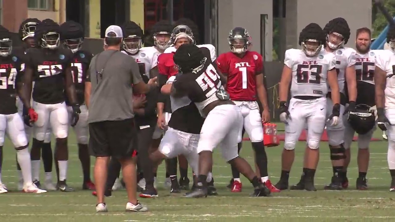 Atlanta Falcons Training Camp Day 6 - 1 on 1's