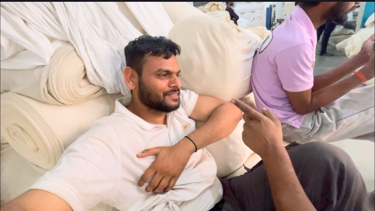ड्राइवर को भी दिहाड़ी करनी पड़ती है 🤦🏻‍♂️