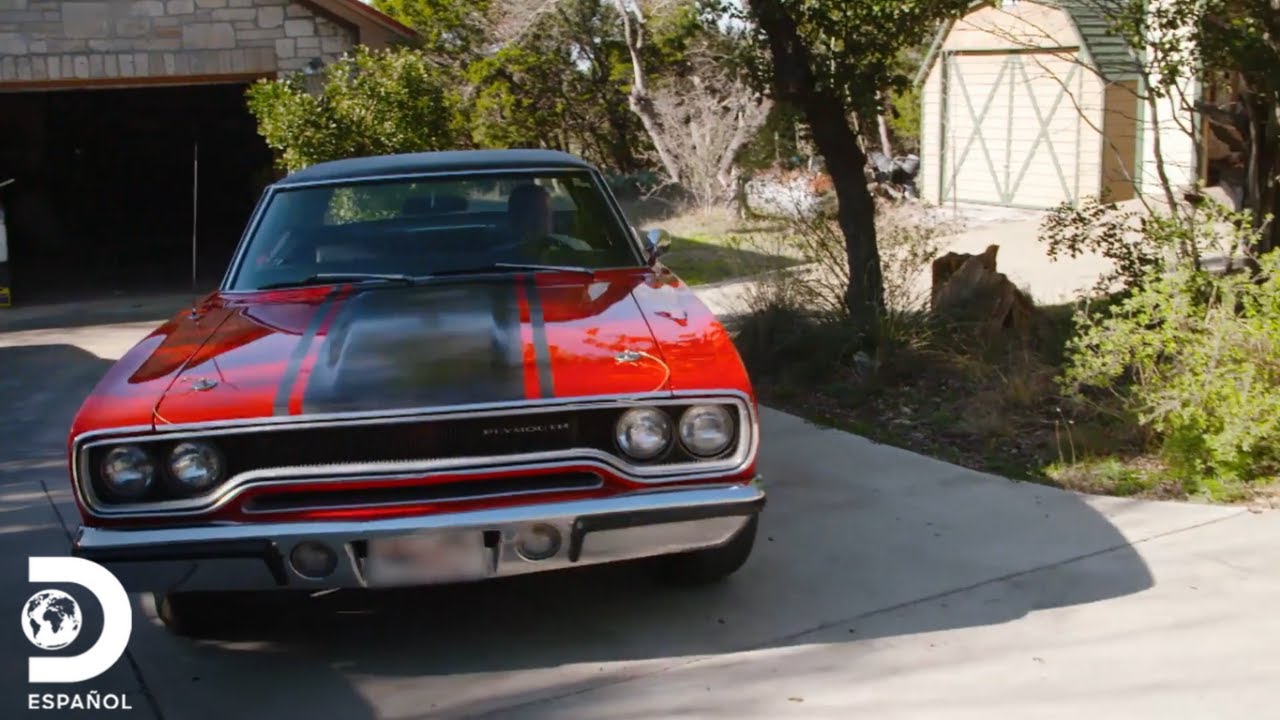 Joe hizo feliz a un cliente con el Plymouth Roadrunner 1970 | Máquinas Renovadas | Discovery