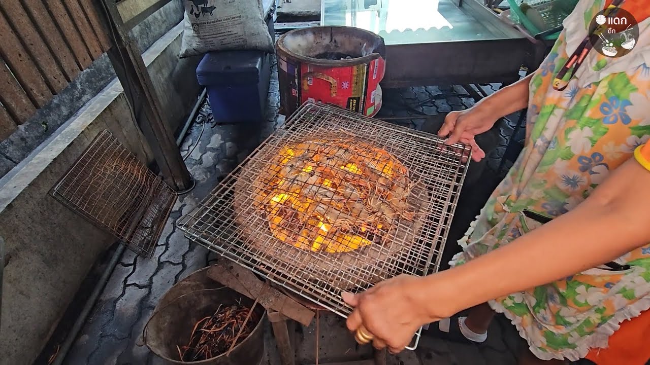 สวนอาหารริมน้ำ ตลาดกลางอยุธยา กุ้งสดปลาแม่น้ำ อาหารพื้นบ้านรสเด็ดบรรยากาศริมคลอง