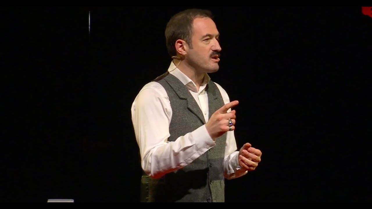 Construye tu futuro. Muévete. | Alex O'Dogherty | TEDxMalagueta