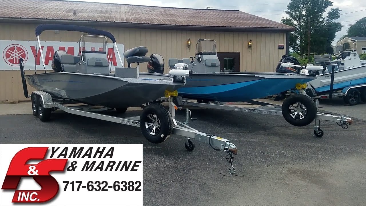 Xpress H22 & H20 Bay boat with Yamaha SHO walk thru @ F & S Yamaha and marine