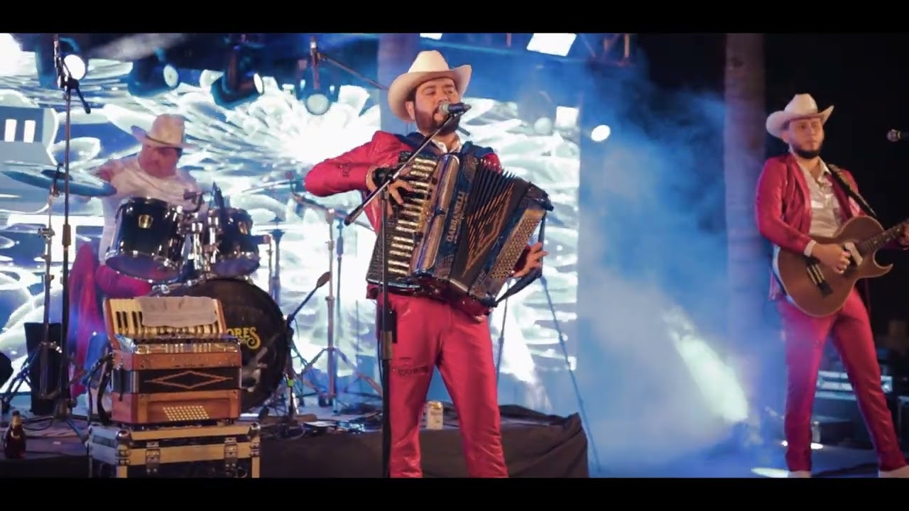 Los Desertores de Durango Con una lagrima en la garganta
