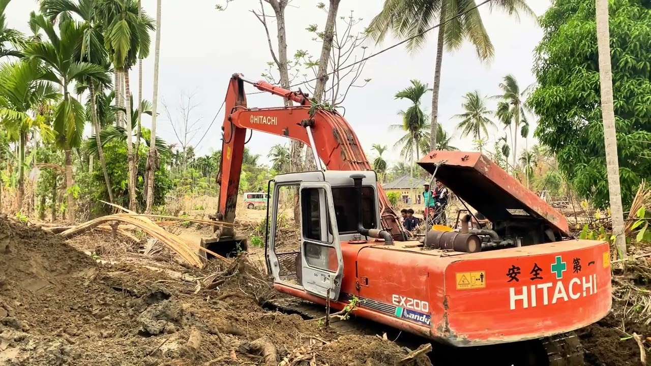 Satisfying Excavation Process with Hitachi Excavator