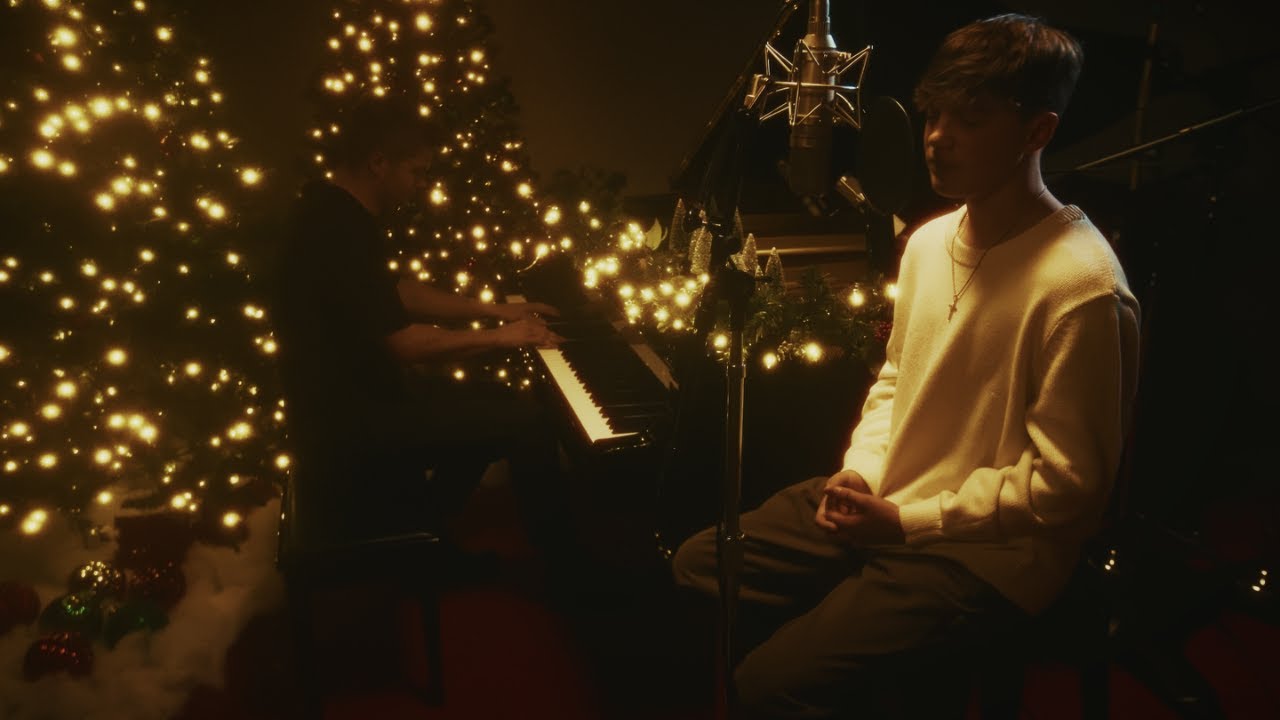 Tate Butts - My Defender (Live Christmas Special)