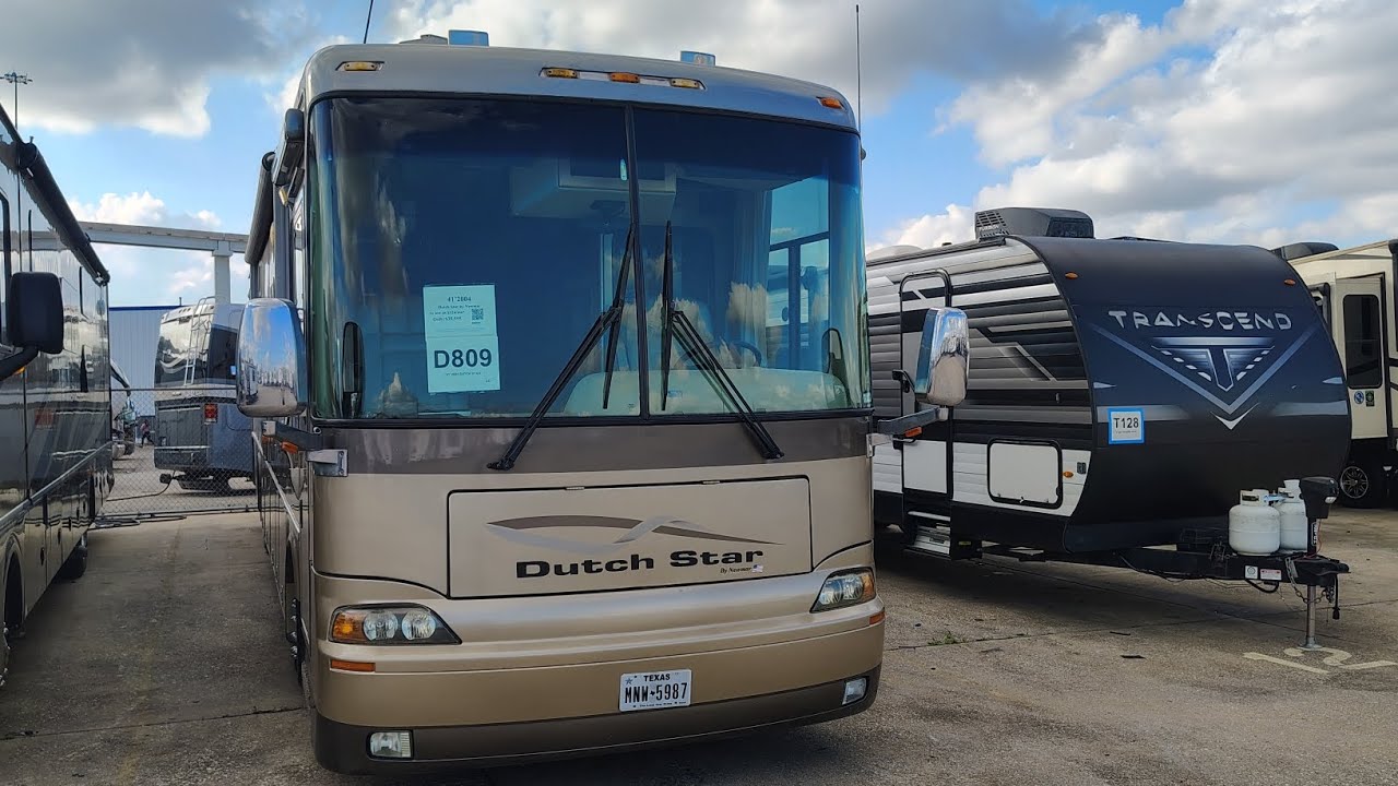 D809 - 41' 2004 Newmar Dutch Star 4010 370hp Cummins w/2 Slides