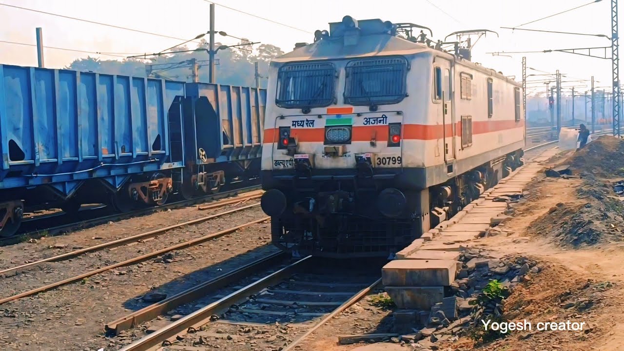 Train Journey Vlog🚆 | Korba To Bhatapara | Window View Real Feel😊 | Chhattisgarh Express 