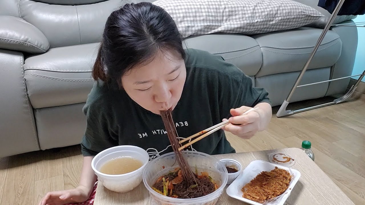 올해 시원한 🌊살얼음 냉면🍜 첫 개시 먹방! (변우석 티켓팅 광탈/연애남매 후기 / 잡담