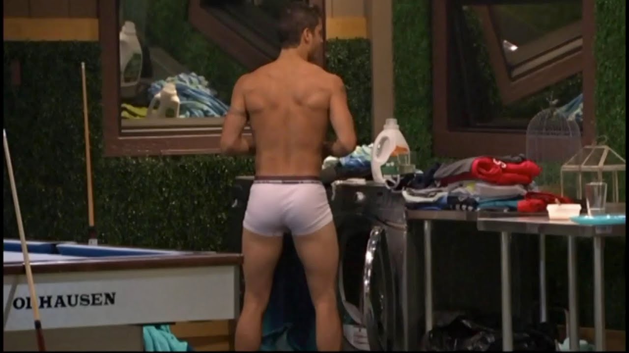 7/05 2:23am - Hayden, Cody, Zach and Frankie Continue Their Graphic Hot Tub Conversation