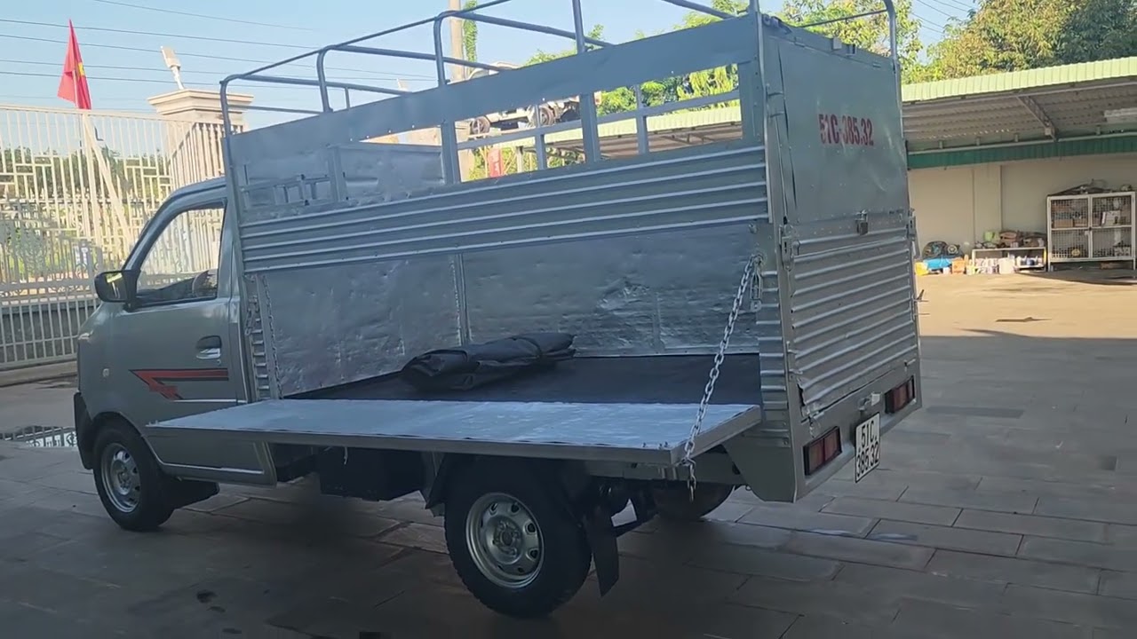 Dongben 2012 tải 785kg dọn mới đăng kiểm mới thùng cánh dơi giá 69tr.0382394639 