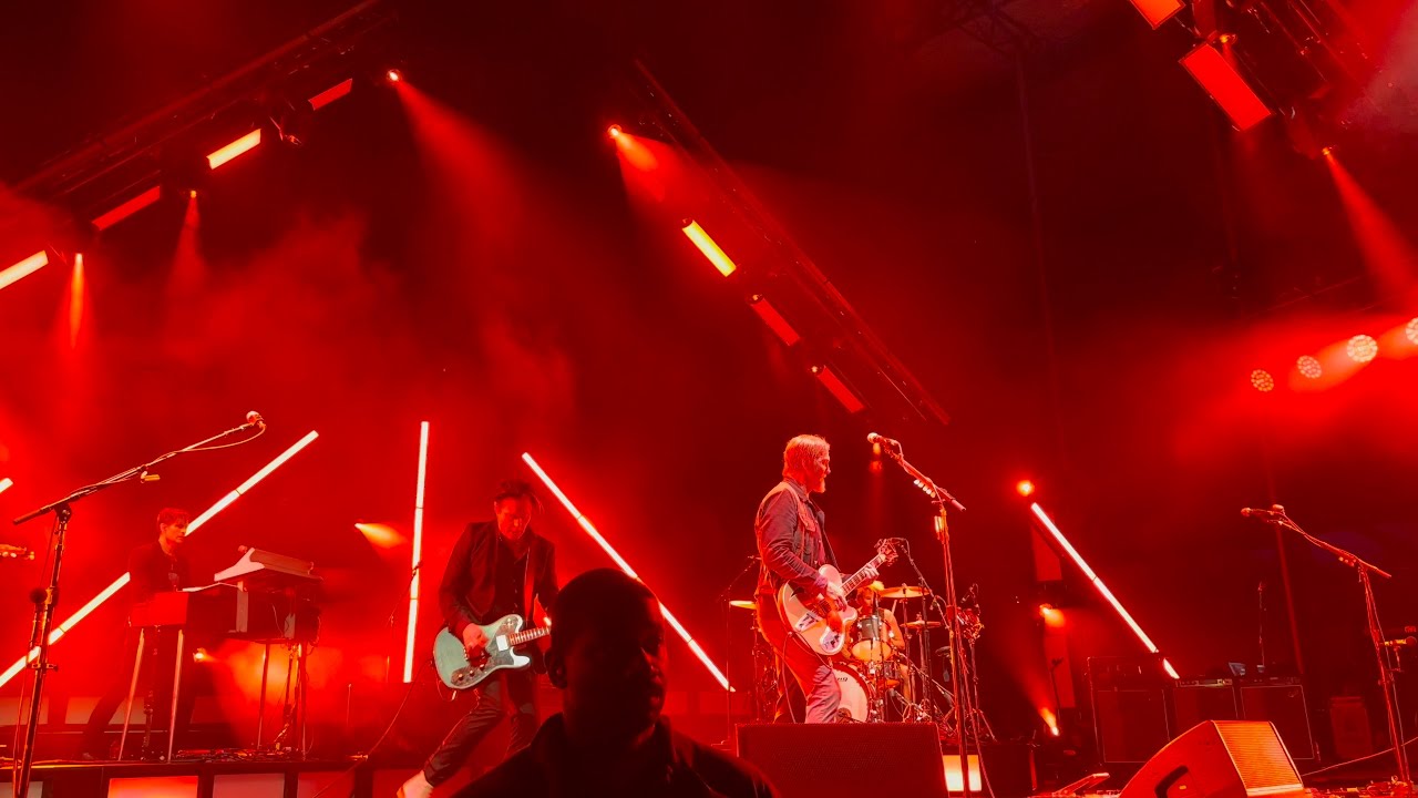 Go With the Flow - Queens of the Stone Age (NYC, 2023) (4K HDR)