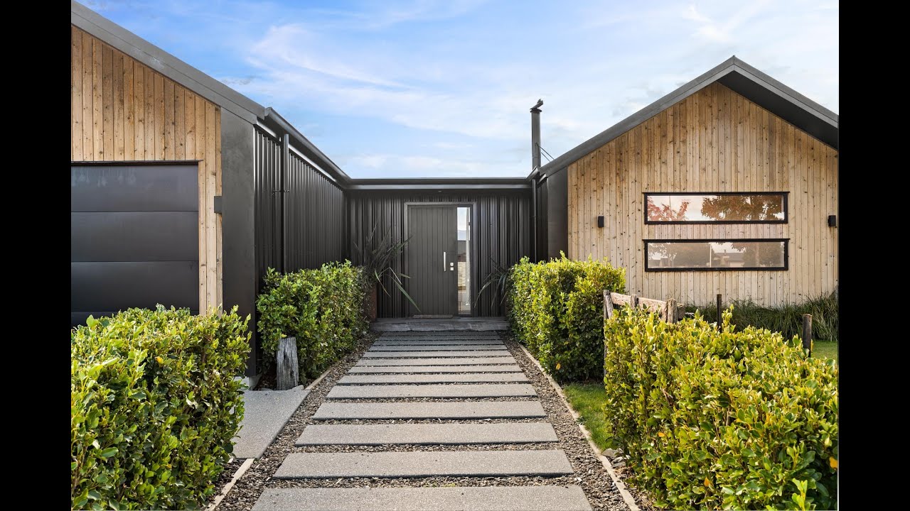 1 Hewson Crescent, Lake Hawea   – Sold by Gavin Vize