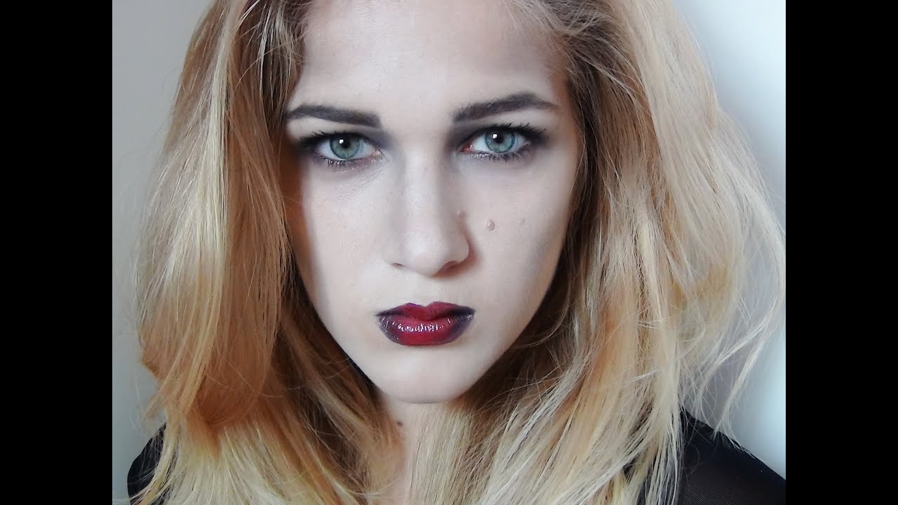Maquillage Halloween:  Zombie chic
