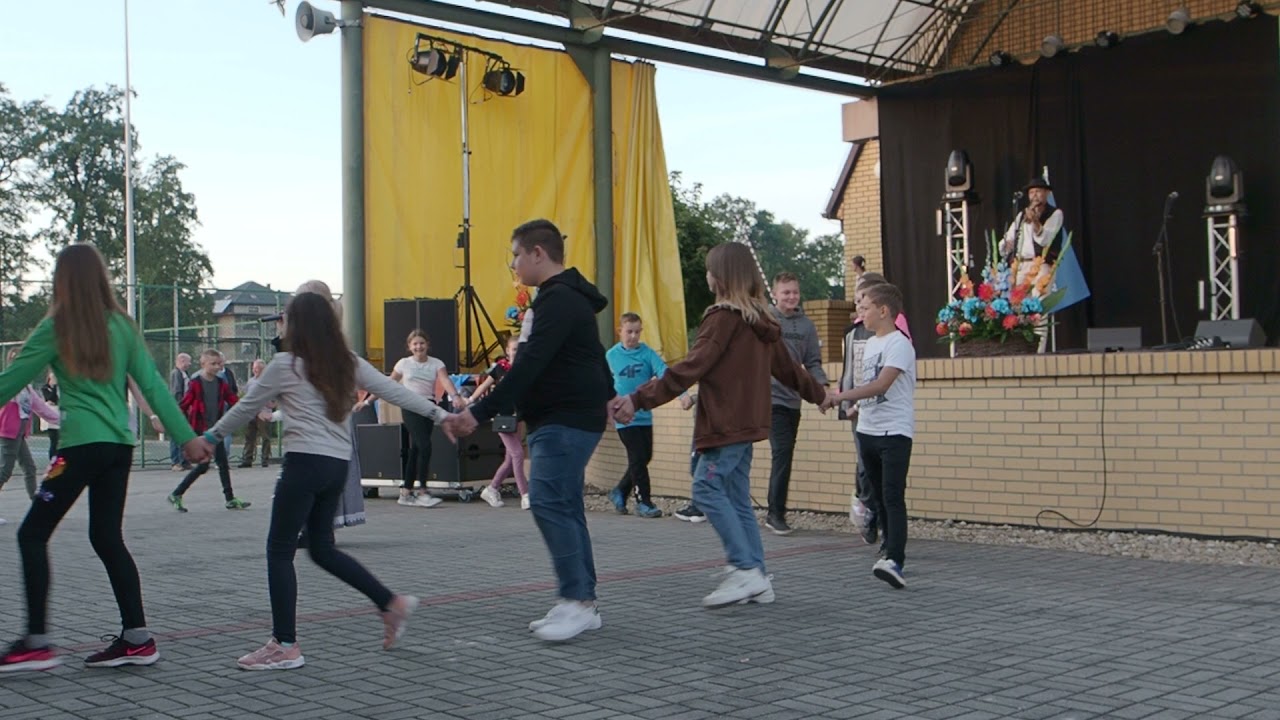 Uroczystość poświęcenia sztandaru SEFAKO. Piknik rodzinny.