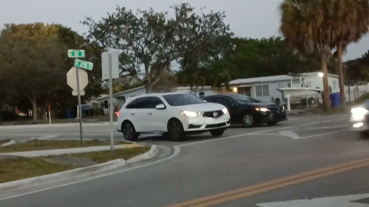 Miami Dade District Schools: 2012/2013/2007 Bluebird Visions 32249,97002,32215,27199
