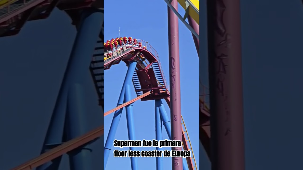 Superman 🦸 floorless coaster Parque Warner #rollercoaster #themepark #foryou