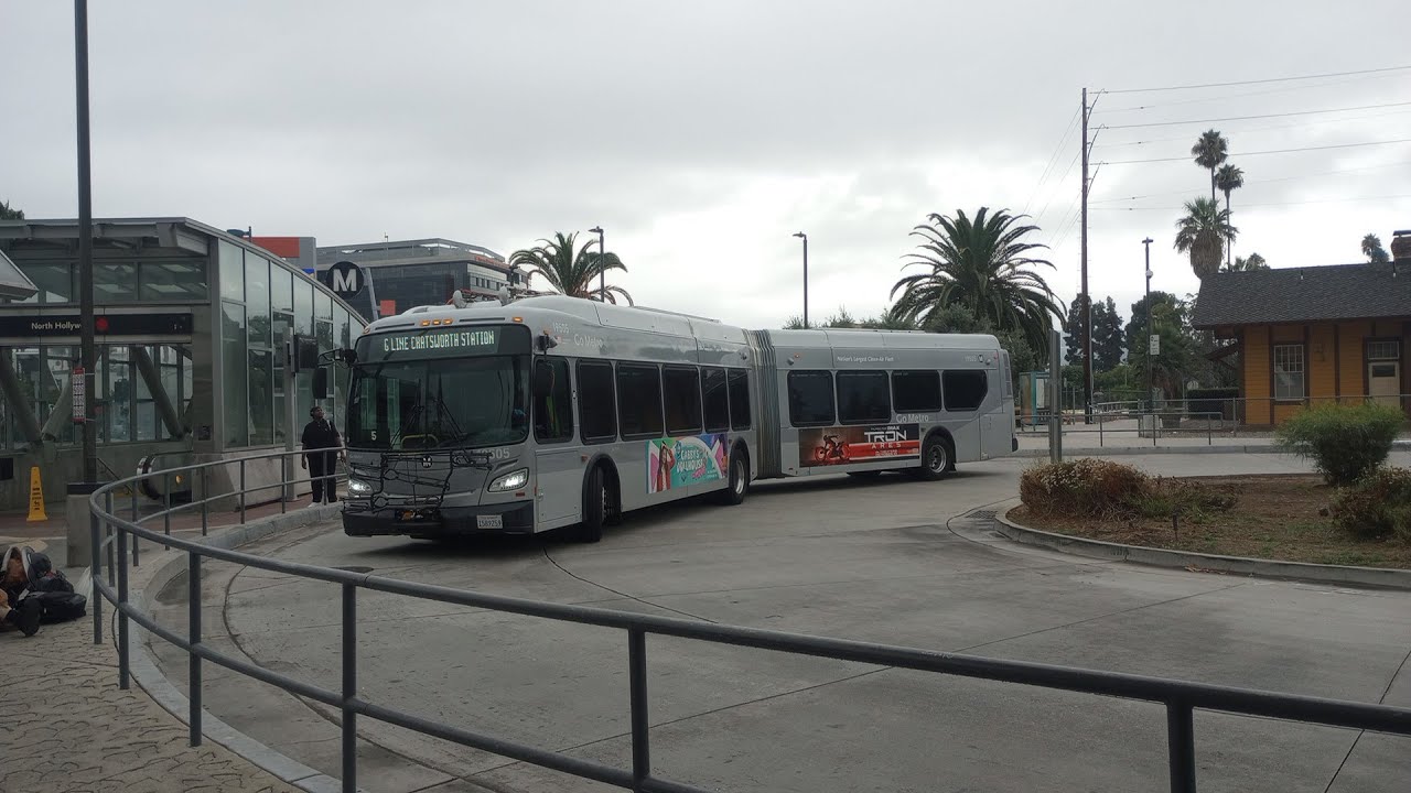 2019 LACMTA New Flyer XE60 19505