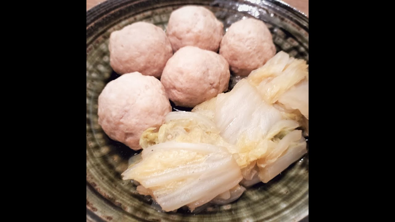 Stewed Chicken Minced Ball with Cabbage