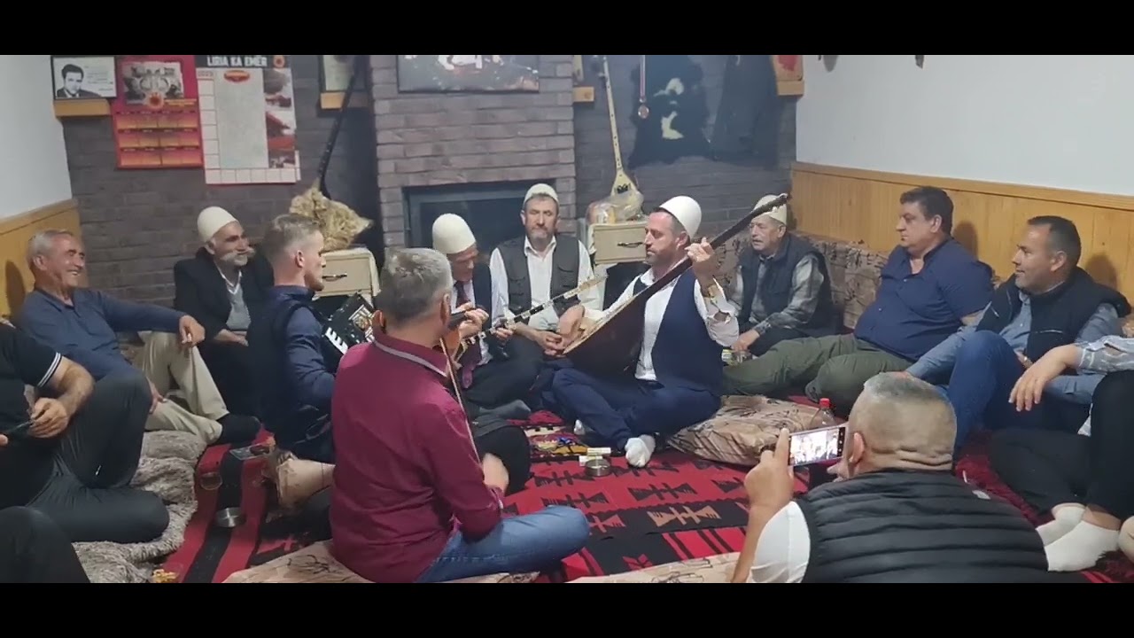 Maliçi,Sali Bajrami,Mus Hertica  me shoqërinë te Murati musafir në Han t'Elezit .