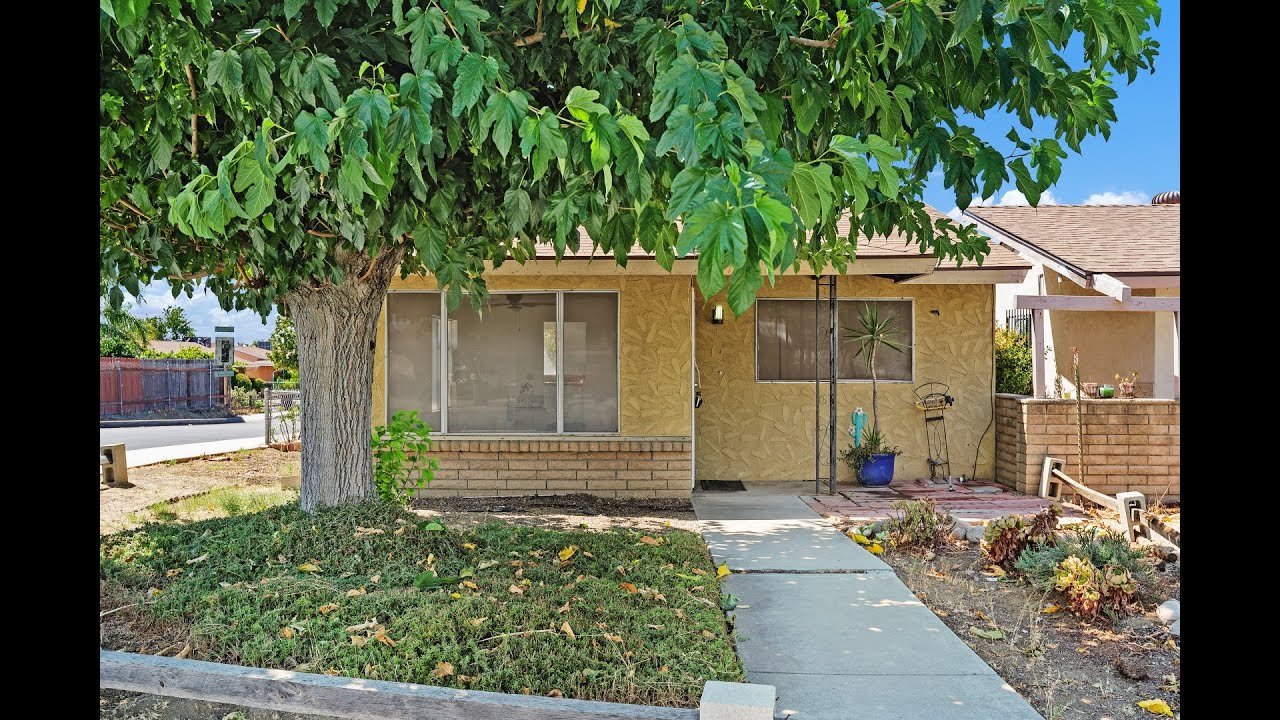 1183 S Buena Vista Street Hemet, CA |