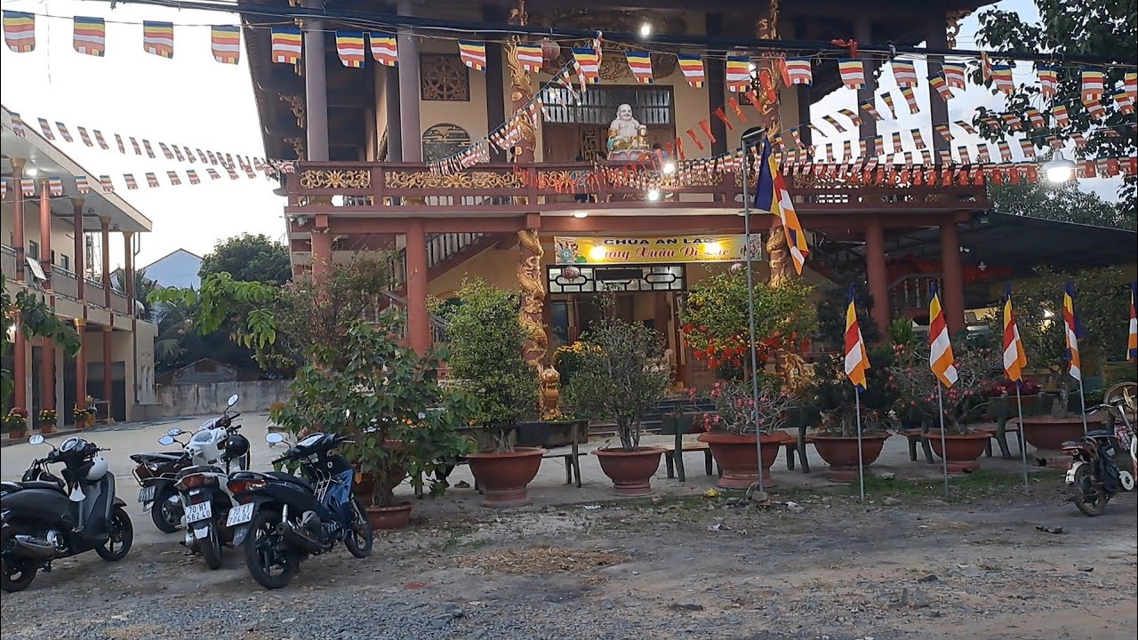 Không gian bình yên chùa An Lạc Tân Châu Tây Ninh