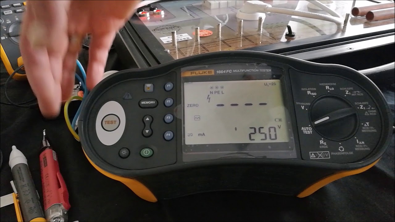 Fluke 1664 FC VDE 0100 installationstester VDE 0105 Anlagentester Autotest Automatiktest Bedienung
