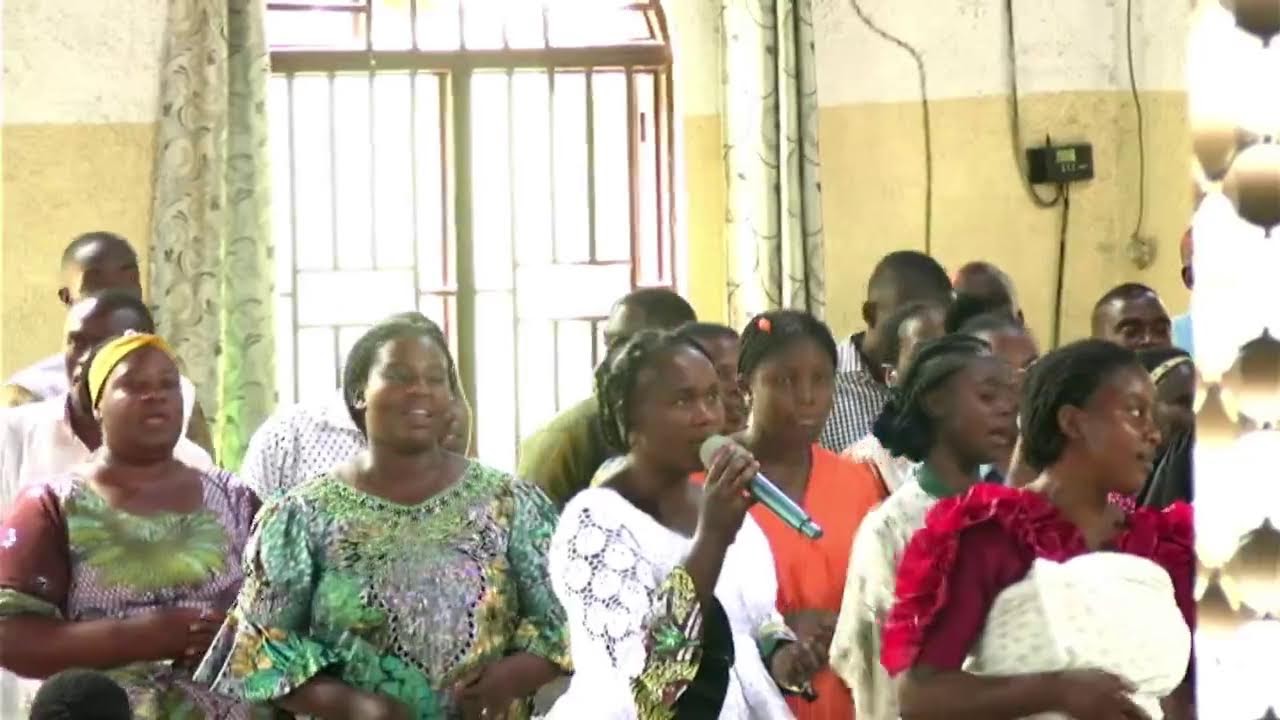 2025 08 31 Dimanche, Fr Jean MUNDEKE   Il m'a oint pour un service