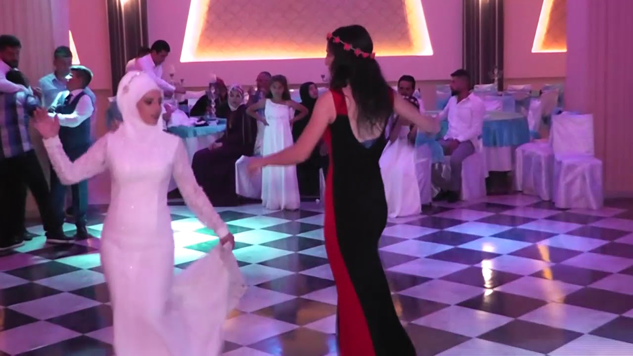 Oyun Havaları Azize