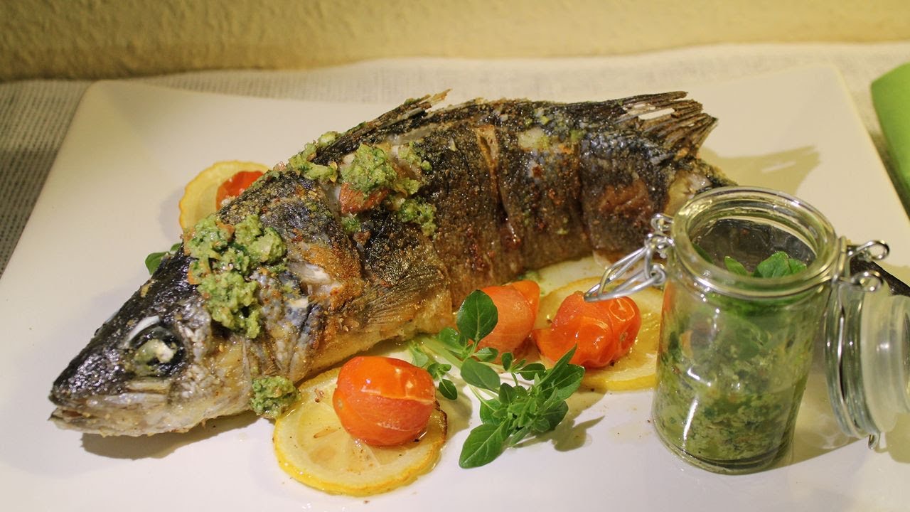 Wolfsbarsch Rezept mit Basilikumpesto  - Der Bio Koch #440