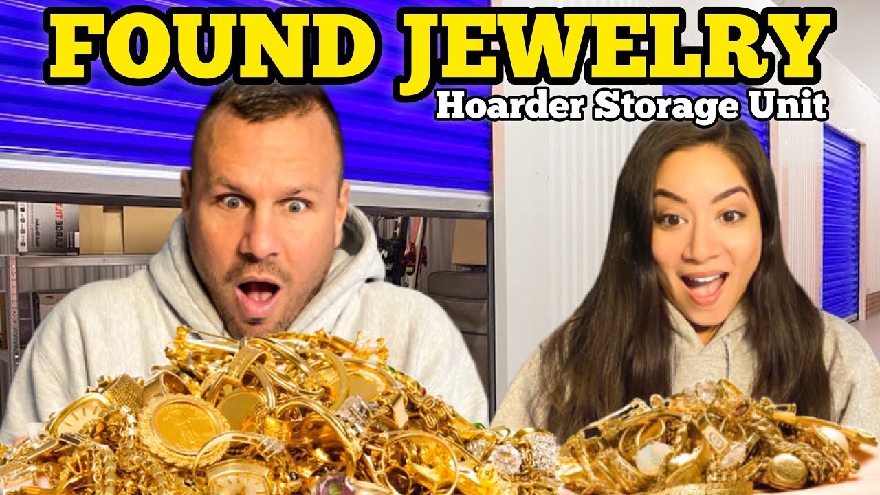 FOUND JEWELRY HOARDER STORAGE UNIT I Bought An Abandoned Storage Locker / Opening Mystery Boxes