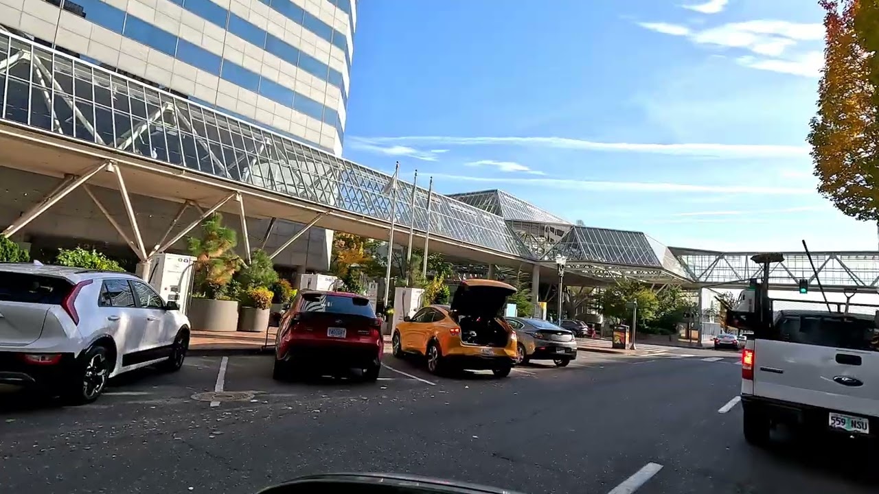 Driving To the Portland Waterfront Park
