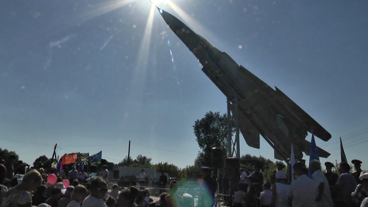 В ЦИЛЬНИНСКОМ РАЙОНЕ ОТКРЫЛИ ЭКСПОЗИЦИЮ МИГ-23