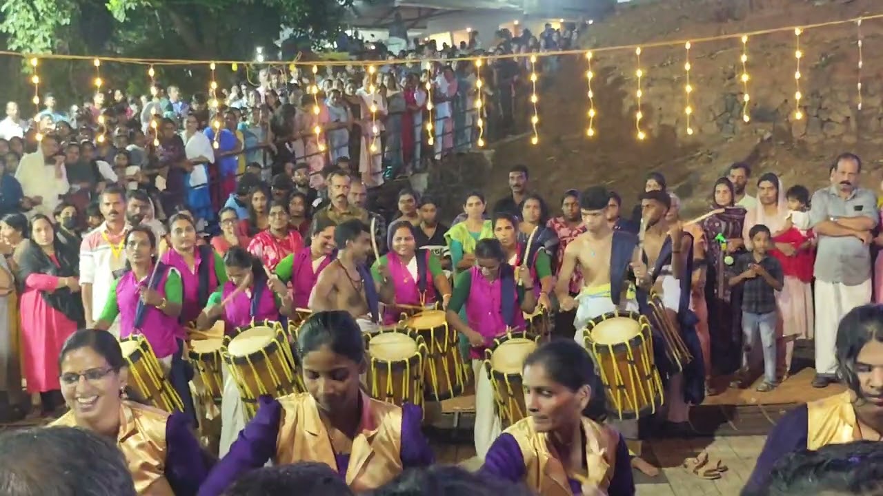 ശിങ്കാരിമേളം 🪘👯