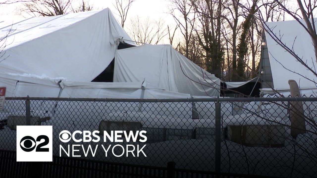 Roof partially collapses at ice rink in Westfield, New Jersey