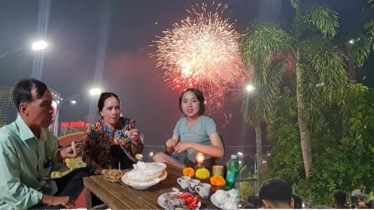 Bắn Pháo Hoa Đón Giao Thừa Mừng Xuân Quý Mão| Hương Lúa Miền Tây #55