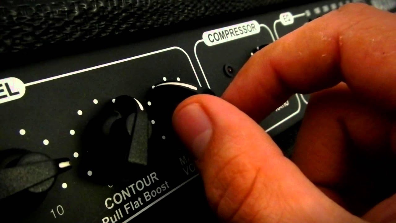 Hiwatt Maxwatt B 100 - Mocny wzmaczniacz!