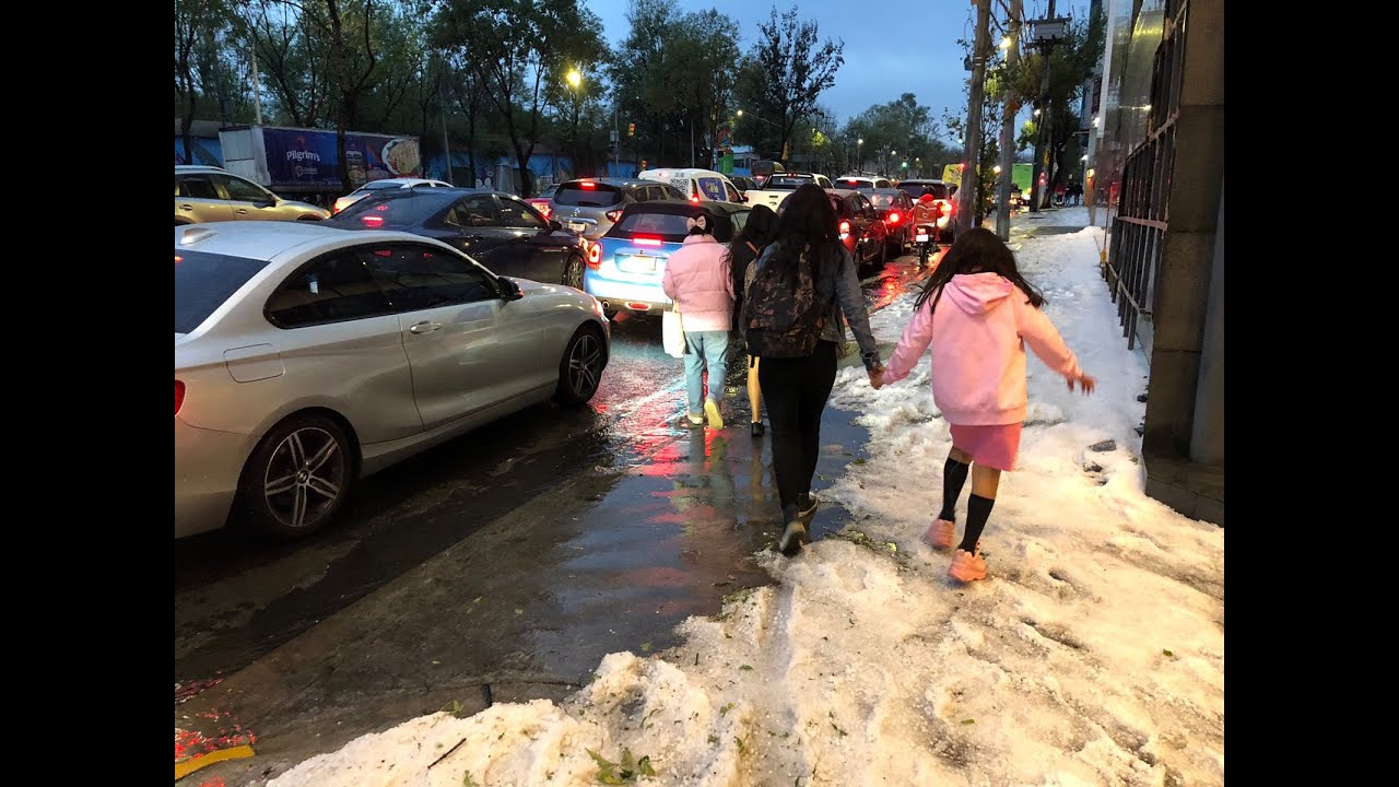 Fuerte granizada en la Ciudad de México