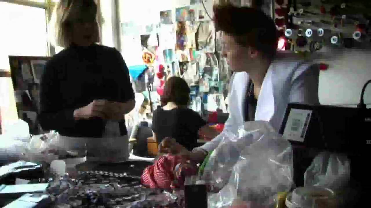 La Roux on Nova Dando's Fashion Show