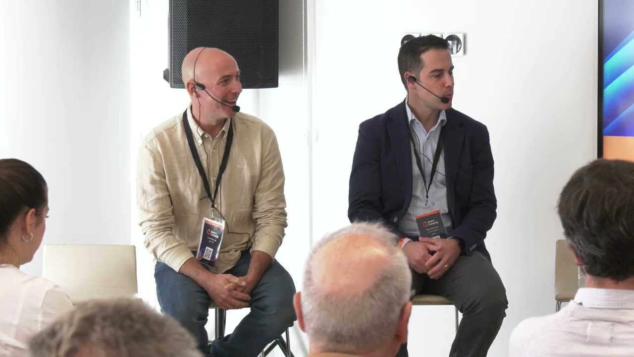 GuestPro y Alannia debaten sobre la integración de la tecnología en las grandes cadenas.