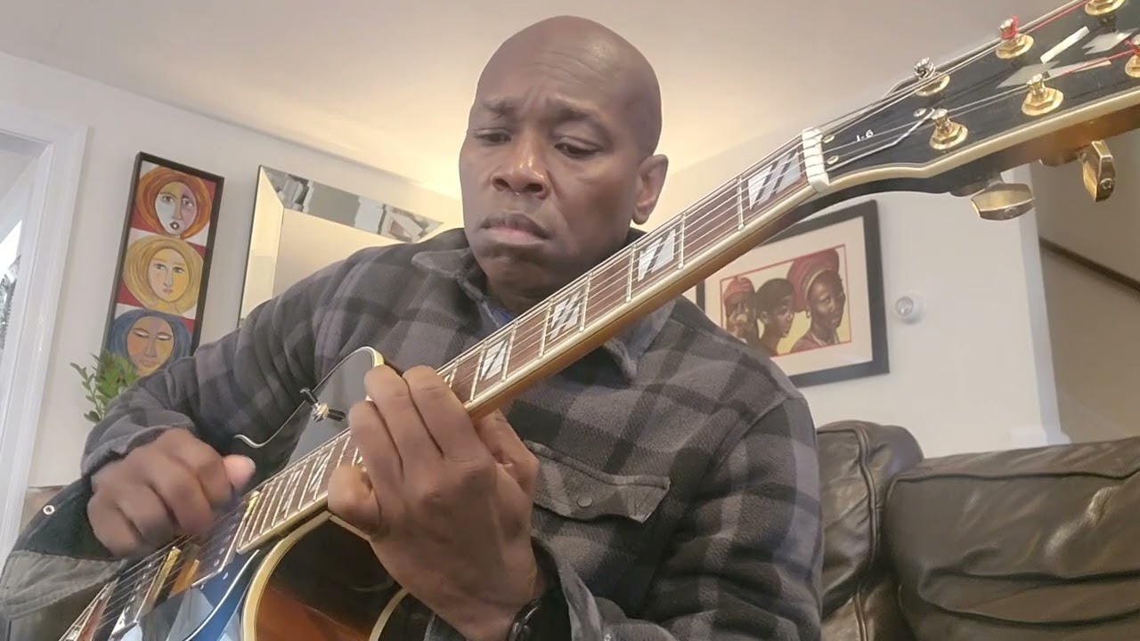 Battle of the Archtops: Washburn J6,  Gibson Es175d and Heritage H575