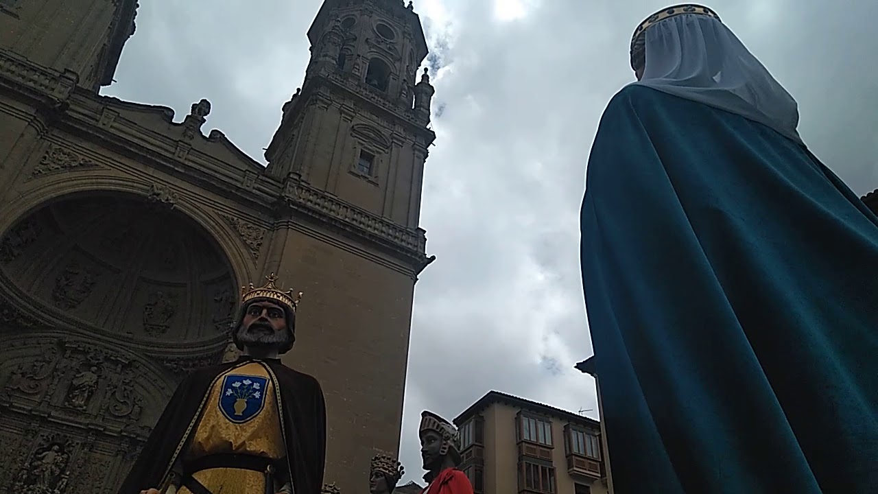Gigantes de San Ansensio vals en logroño 9/6/2018