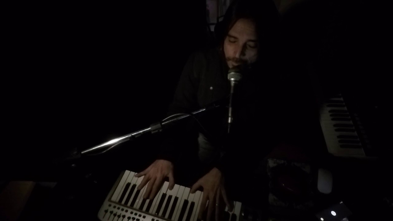 Fabian Gallardo - El beso del adiós (sesiones de invierno)
