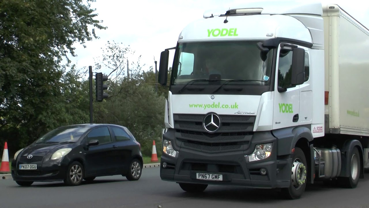 TRAFFORD PARK MANCHESTER LORRIES FILMED SEPT 2019 PART TWO BY DAVE SPENCER OF PMP