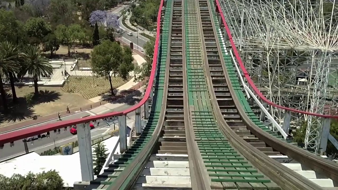Montaña Rusa at La Feria Chapultepec Magico