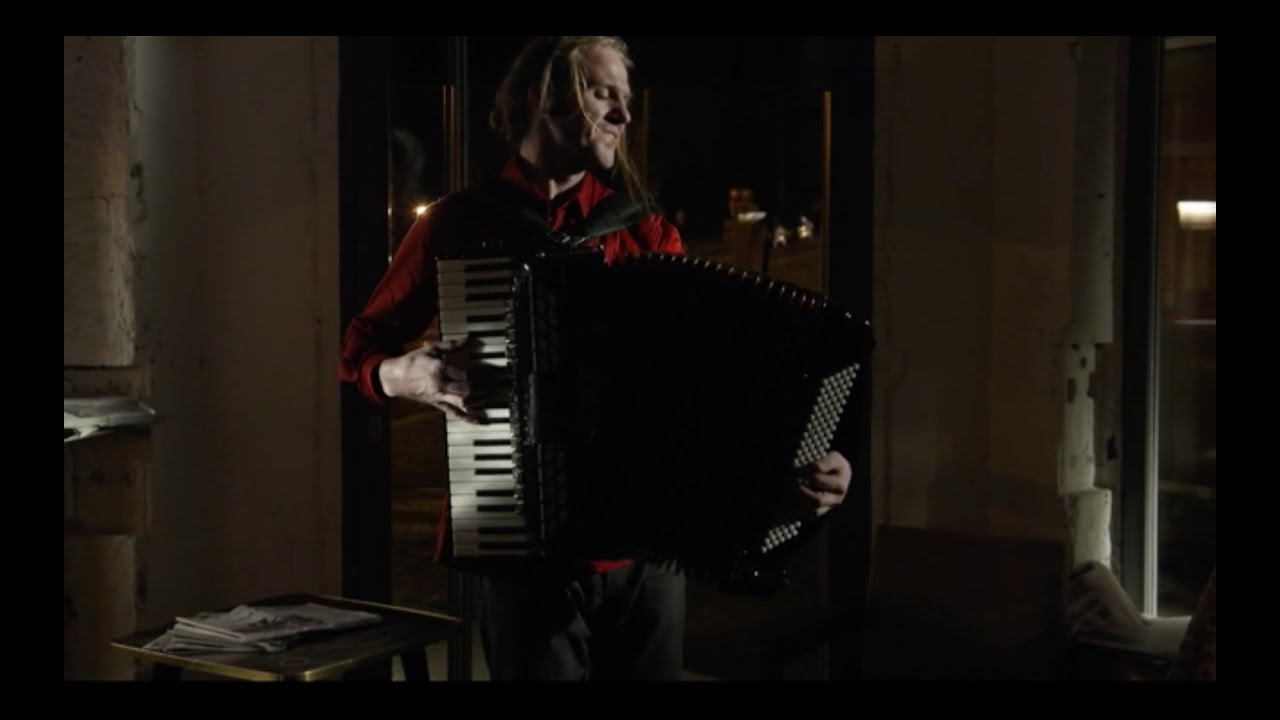 Tuur Florizoone solo extract of movie 'Brussels Swings' by Marie Jo Lafontaine