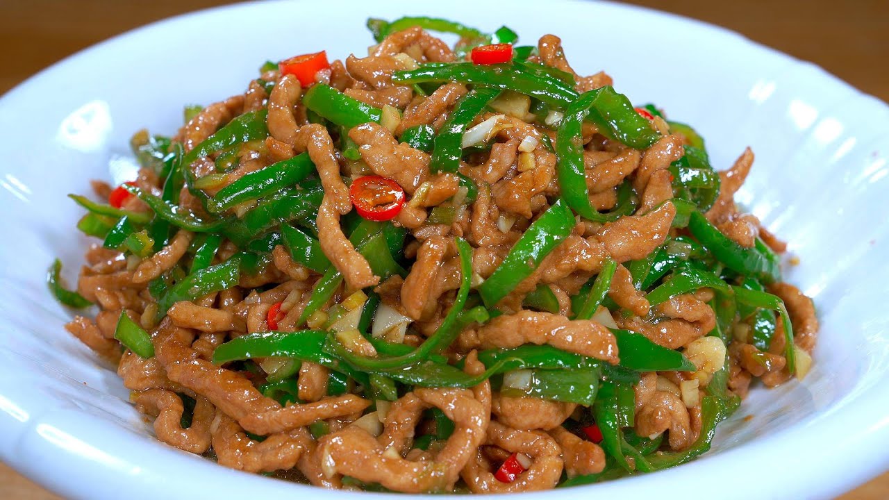 酒店大厨教你青椒肉丝的家常做法，咸香滑嫩，味道一流，比饭店的还好吃#like #delicious #recipe #美食