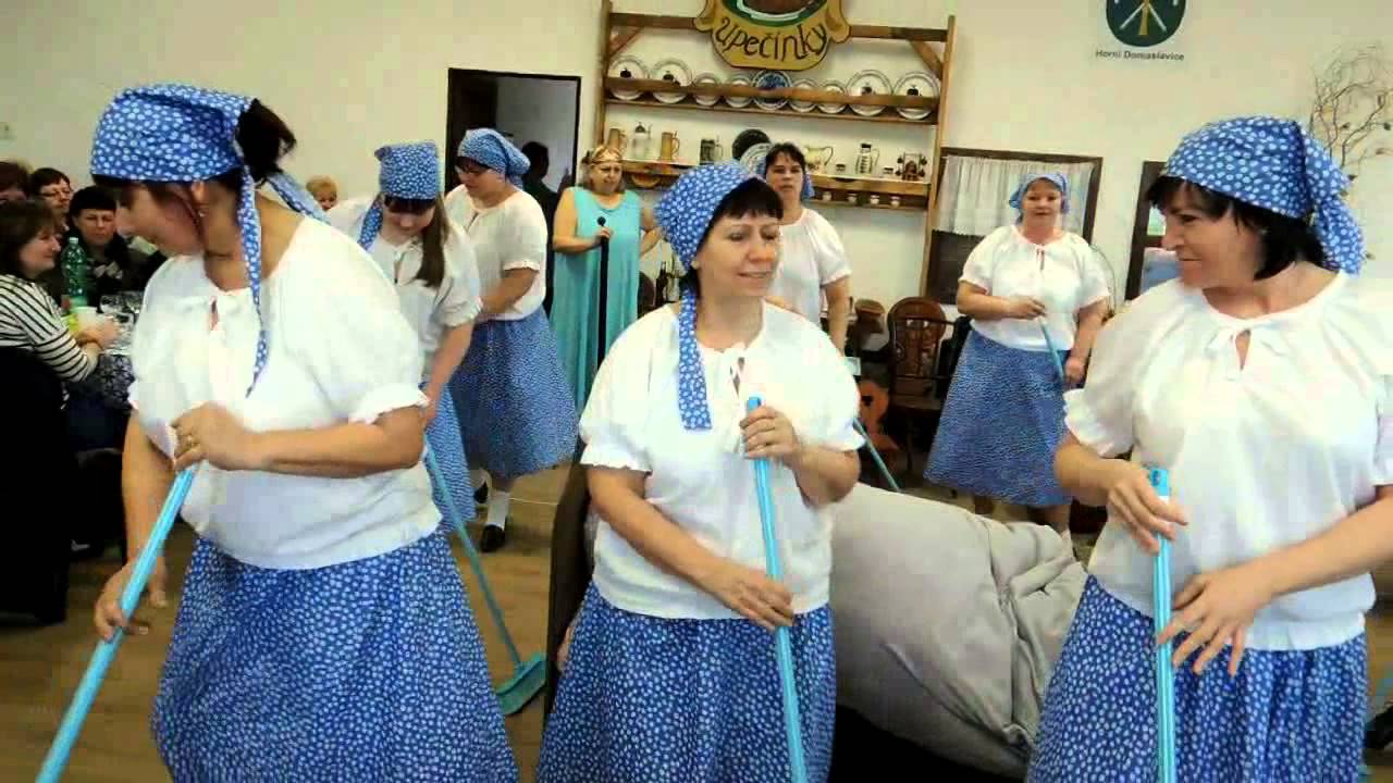 Slunce, seno a trnky brnky - Klub žen Horní Domaslavice - MDŽ 2015
